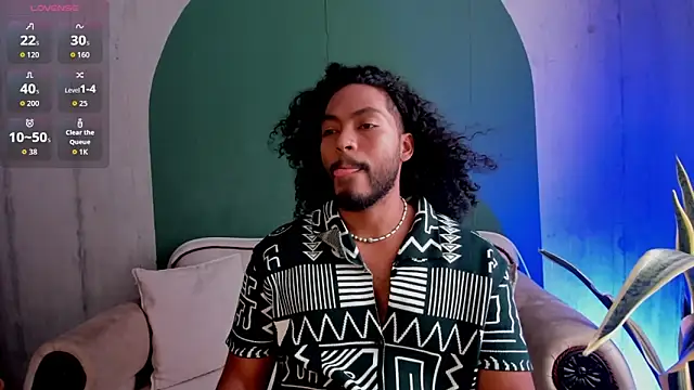 Snapshot of noah_jones__ chatting on February 19, 7:32 pm noah jones online show from February 19, 7:32 pm