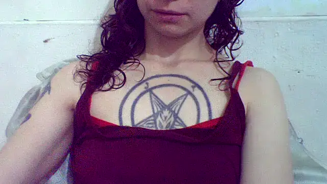 CELEna098rs707 online show from December 4, 9:01 pm