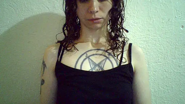 CELEna098rs707 online show from February 8, 6:00 pm