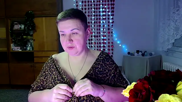 Snapshot of Annet1912 chatting on February 6, 6:24 pm Annet1912 online show from February 6, 6:24 pm