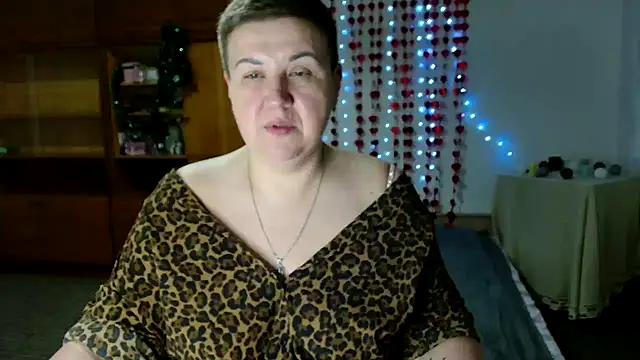 Snapshot of Annet1912 chatting on February 10, 6:13 pm Annet1912 online show from February 10, 6:13 pm