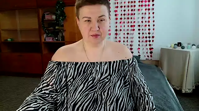 Snapshot of Annet1912 chatting on February 11, 9:31 am Annet1912 online show from February 11, 9:31 am