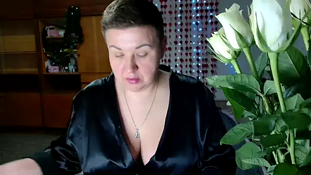 Snapshot of Annet1912 chatting on February 11, 6:33 pm Annet1912 online show from February 11, 6:33 pm