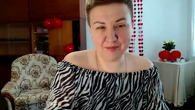 Snapshot of Annet1912 chatting on February 14, 9:45 am Annet1912 online show from February 14, 9:45 am