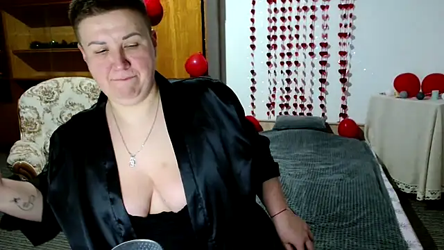 Snapshot of Annet1912 chatting on February 20, 9:42 pm Annet1912 online show from February 20, 9:42 pm