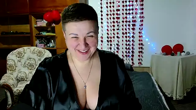 Snapshot of Annet1912 chatting on February 24, 6:15 pm Annet1912 online show from February 24, 6:15 pm