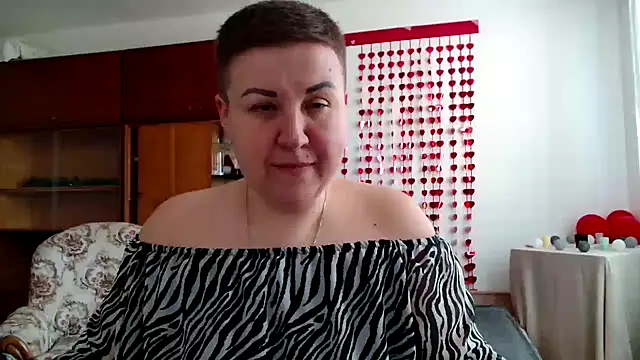 Snapshot of Annet1912 chatting on March 8, 10:54 am Annet1912 online show from March 8, 10:54 am