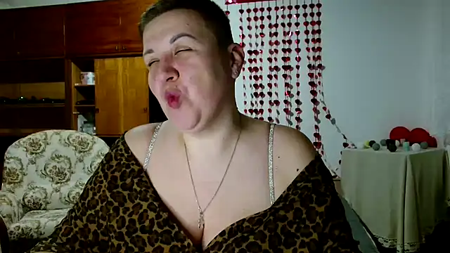 Snapshot of Annet1912 chatting on March 21, 6:40 pm Annet1912 online show from March 21, 6:40 pm