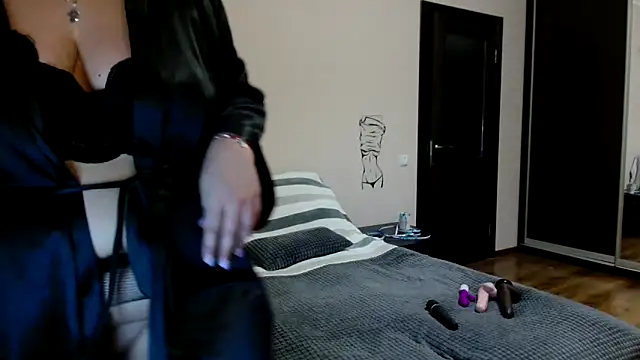 Snapshot of Annet1912 chatting on September 25, 8:29 am Annet1912 online show from September 25, 8:29 am