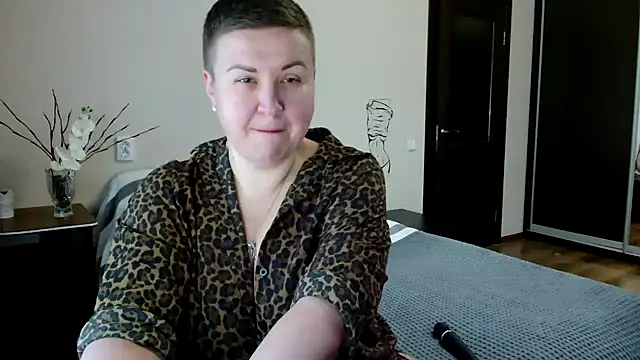 Snapshot of Annet1912 chatting on September 29, 8:19 am Annet1912 online show from September 29, 8:19 am