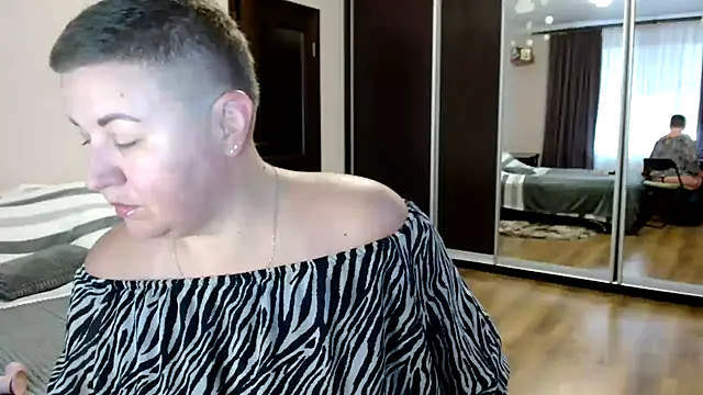 Snapshot of Annet1912 chatting on October 28, 12:30 pm Annet1912 online show from October 28, 12:30 pm