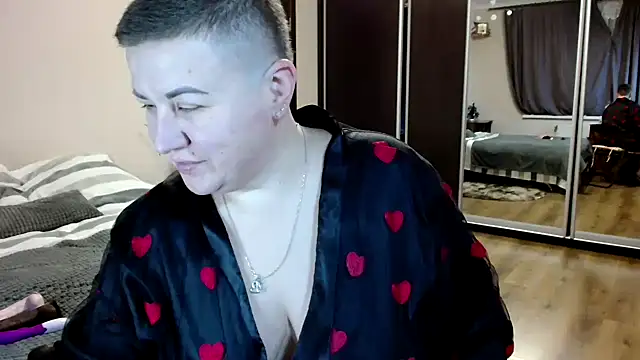 Snapshot of Annet1912 chatting on February 15, 7:54 pm Annet1912 online show from February 15, 7:54 pm