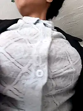 Snapshot of BlairSamy chatting on November 27, 6:32 pm BlairSamy online show from November 27, 6:32 pm