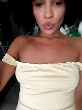 Snapshot of BlairSamy chatting on December 2, 7:20 pm BlairSamy online show from December 2, 7:20 pm