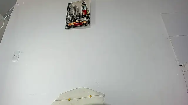 Snapshot of Sophie_sweett19 chatting on December 4, 12:25 pm Sophie sweett19 online show from December 4, 12:25 pm