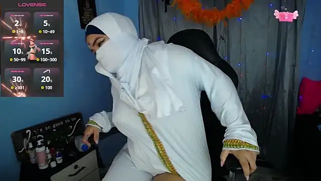 Snapshot of Falak-Yasin chatting on October 31, 12:28 pm Falak-Yasin online show from October 31, 12:28 pm