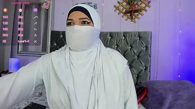 Snapshot of Falak-Yasin chatting on May 30, 12:13 pm Falak-Yasin online show from May 30, 12:13 pm