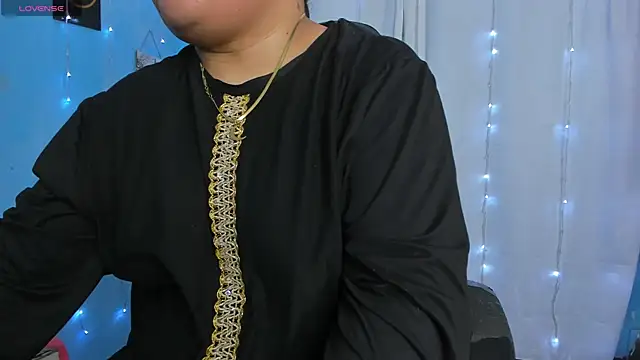 Snapshot of Falak-Yasin chatting on July 23, 12:25 pm Falak-Yasin online show from July 23, 12:25 pm