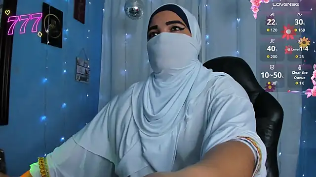 Snapshot of Falak-Yasin chatting on July 28, 12:48 pm Falak-Yasin online show from July 28, 12:48 pm