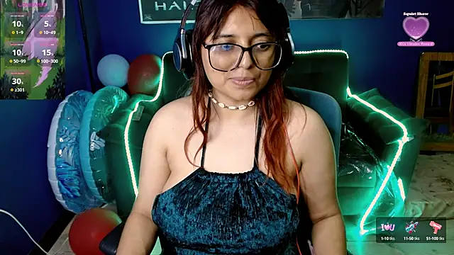 Snapshot of X_CHERRY_XX chatting on January 23, 1:41 am X CHERRY XX online show from January 23, 1:41 am