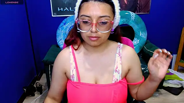 Snapshot of X_CHERRY_XX chatting on March 17, 11:54 pm X CHERRY XX online show from March 17, 11:54 pm