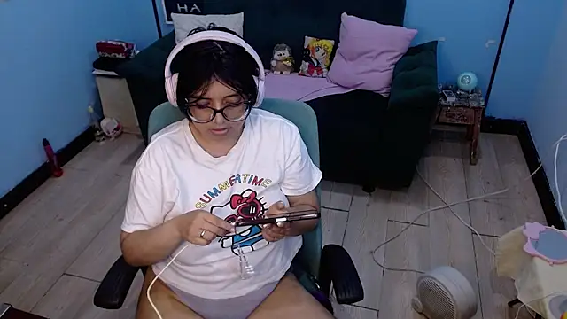 X CHERRY XX online show from July 20, 1:20 am
