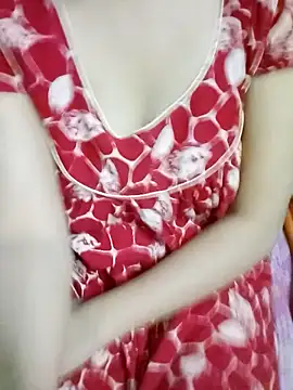 Snapshot of Arohi_is_Live chatting on January 6, 12:13 pm Arohi is Live online show from January 6, 12:13 pm