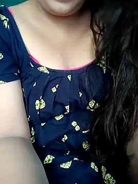 Snapshot of Arohi_is_Live chatting on May 5, 10:12 am Arohi is Live online show from May 5, 10:12 am