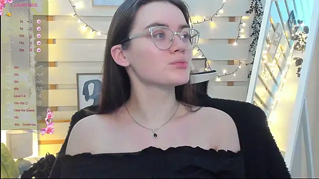 Snapshot of Josephine_jo chatting on November 29, 12:35 am Josephine jo online show from November 29, 12:35 am