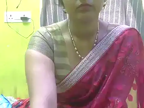 CUTYHINA 001 online show from December 16, 4:13 am