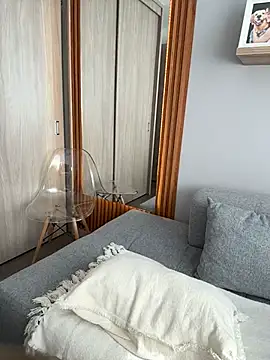 FridaKlein online show from March 15, 2:01 pm