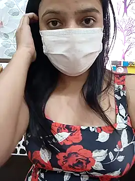 Snapshot of Myloveurvi chatting on January 2, 8:06 am Myloveurvi online show from January 2, 8:06 am