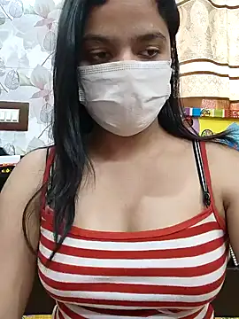 Snapshot of Myloveurvi chatting on January 22, 7:57 am Myloveurvi online show from January 22, 7:57 am