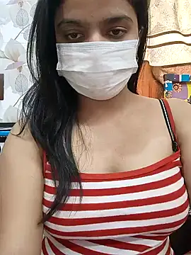 Snapshot of Myloveurvi chatting on January 25, 8:53 am Myloveurvi online show from January 25, 8:53 am