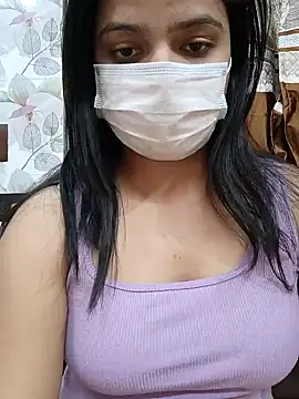 Snapshot of Myloveurvi chatting on February 10, 4:47 pm Myloveurvi online show from February 10, 4:47 pm