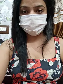 Snapshot of Myloveurvi chatting on March 3, 7:06 pm Myloveurvi online show from March 3, 7:06 pm