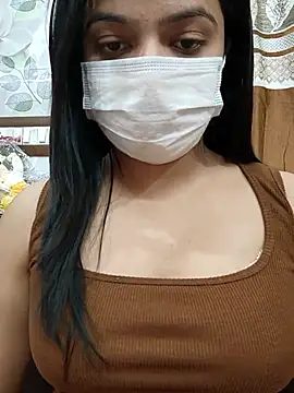 Snapshot of Myloveurvi chatting on March 6, 7:43 pm Myloveurvi online show from March 6, 7:43 pm