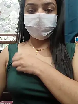 Snapshot of Myloveurvi chatting on September 25, 12:53 pm Myloveurvi online show from September 25, 12:53 pm