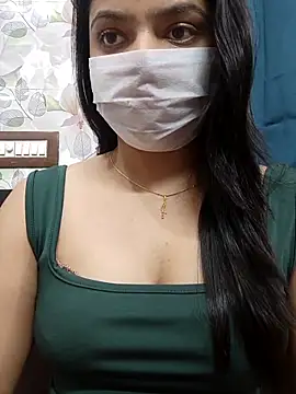 Snapshot of Myloveurvi chatting on October 11, 11:31 am Myloveurvi online show from October 11, 11:31 am