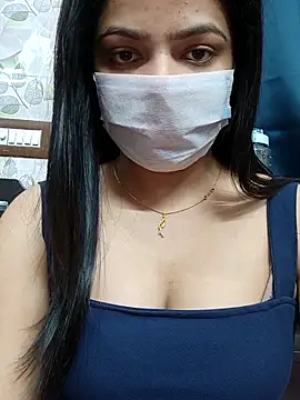 Snapshot of Myloveurvi chatting on October 27, 1:15 pm Myloveurvi online show from October 27, 1:15 pm