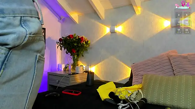 Martina Miiller online show from February 18, 12:12 pm