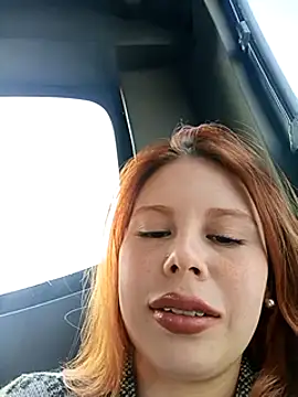 Snapshot of aurora_sky11 chatting on January 15, 9:51 pm aurora sky11 online show from January 15, 9:51 pm