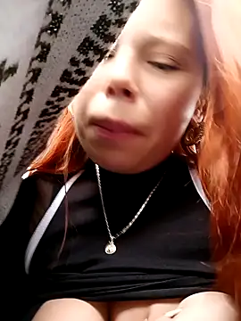 Snapshot of aurora_sky11 chatting on January 30, 7:15 pm aurora sky11 online show from January 30, 7:15 pm