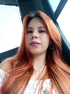 Snapshot of aurora_sky11 chatting on February 13, 6:38 pm aurora sky11 online show from February 13, 6:38 pm