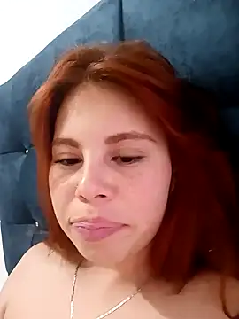 Snapshot of aurora_sky11 chatting on February 20, 10:59 pm aurora sky11 online show from February 20, 10:59 pm