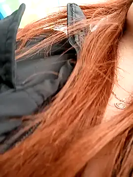 Snapshot of aurora_sky11 chatting on February 21, 8:27 pm aurora sky11 online show from February 21, 8:27 pm