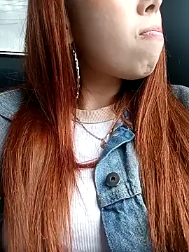 Snapshot of aurora_sky11 chatting on March 14, 7:55 pm aurora sky11 online show from March 14, 7:55 pm