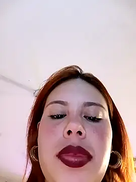 Snapshot of aurora_sky11 chatting on March 21, 10:50 pm aurora sky11 online show from March 21, 10:50 pm