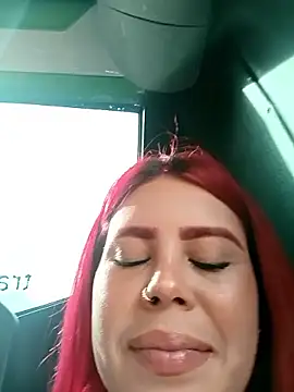 Snapshot of aurora_sky11 chatting on September 22, 8:33 pm aurora sky11 online show from September 22, 8:33 pm