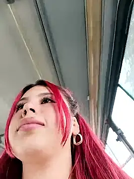 Snapshot of aurora_sky11 chatting on November 5, 3:34 pm aurora sky11 online show from November 5, 3:34 pm